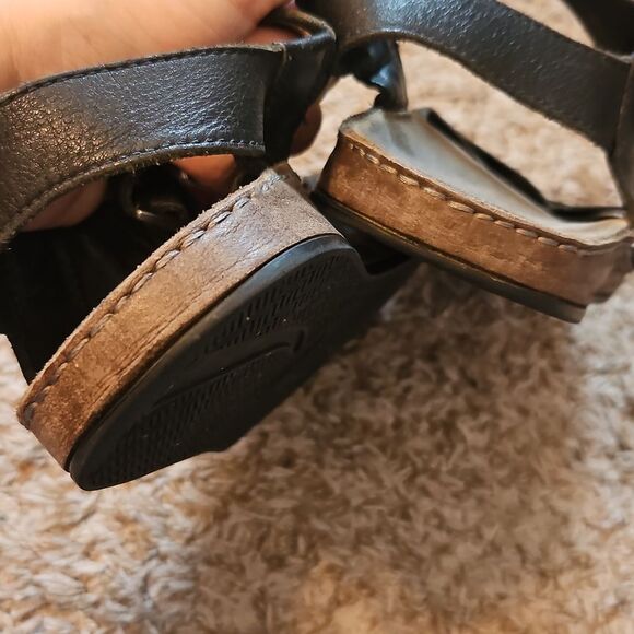 Chaco Women's Leather Strappy Sandals Black Size 9 EU 40 - Picture 6 of 7